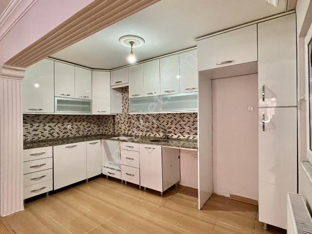 saruhan Mahallesi ✅2+1 120 M2 5 Katlının Zemin Katı ❇️ Kombi Dagalgazlı