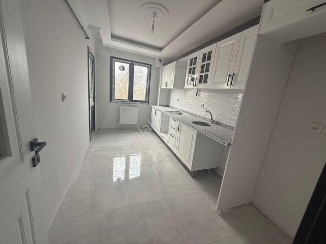 Saruhan Mahallesi Satılık ✅2+1 90m2 M2 5 Katlının 3 Katı ❇️sıfır Full Özelikli Petek Kombili