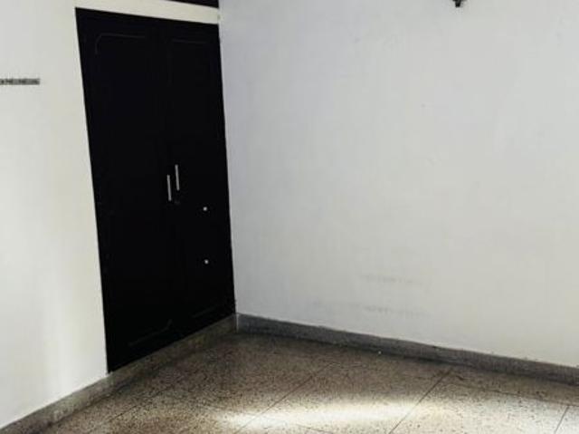 Sarvapriya Vihar, South Delhi 2 Bedroom 150 Sq. Yd. Builder Floor in Sarvapriya Vihar Delhi Listing ID: #10320