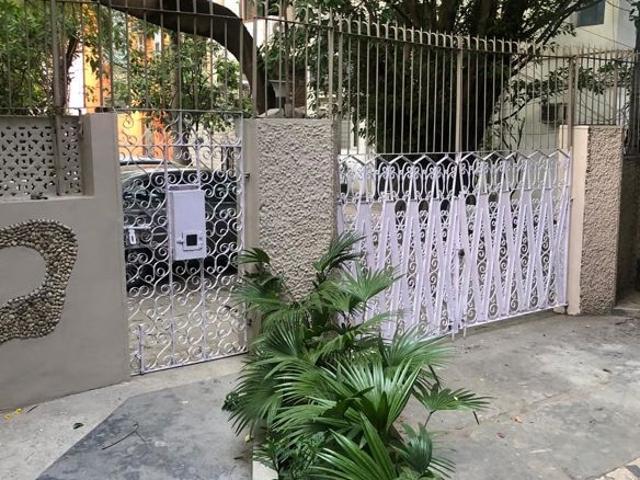 Sarvodaya Enclave 4 Bedroom 500 Sq. Yd. Builder Floor in Sarvodaya Enclave Delhi Listing ID: #10274