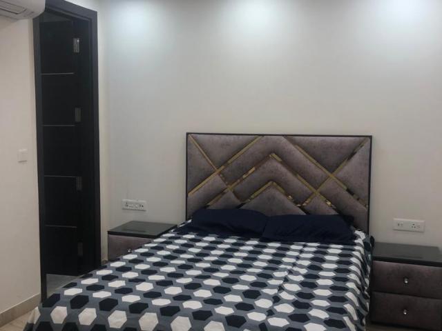 Sarvodaya Enclave 3 Bedroom 200 Sq. Yd. Builder Floor in Sarvodaya Enclave Delhi Listing ID: #10418