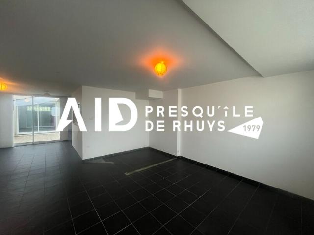 SARZEAU CENTRE APT TROIS PIECES RDC