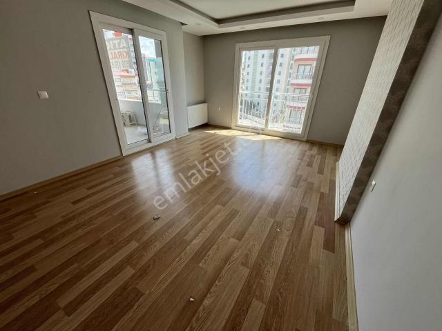 Sarıçam Belediye Karşısı Mükemmel Konumlu Geniş Kiralık Daire