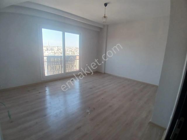 Sarıçam Orhangazi Mahallesi'nde Şehir Manzaralı 3+1 Kiralık Daire