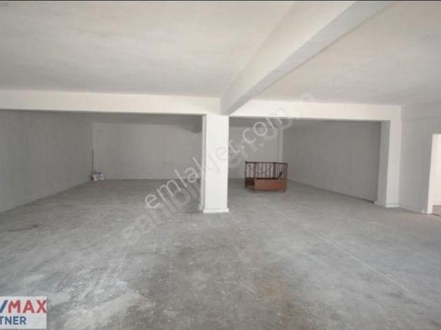 Sarı Dökümcüler Sanayide Kiralık 700 Metre İmalathane