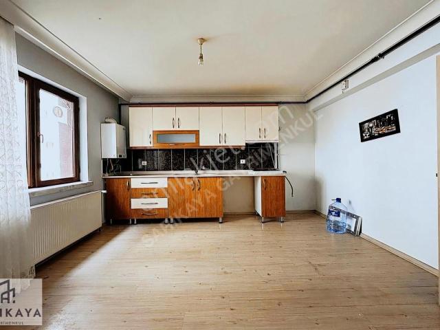 Sarıkaya' Dan Kalbur Cd 140m2net 2+1 E.banyo Kiler T. Dubleks
