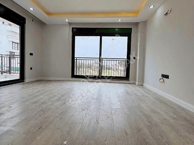 Sarılarda Satılık Lüx 2+1 Yüksek Giriş