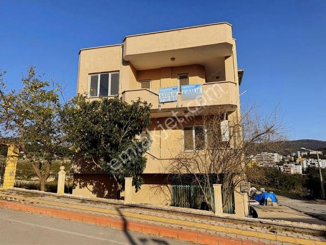 Sarımazı Petek Evlerde Kiralık Müstakil Dubleks 4+1 Doğalgazlı