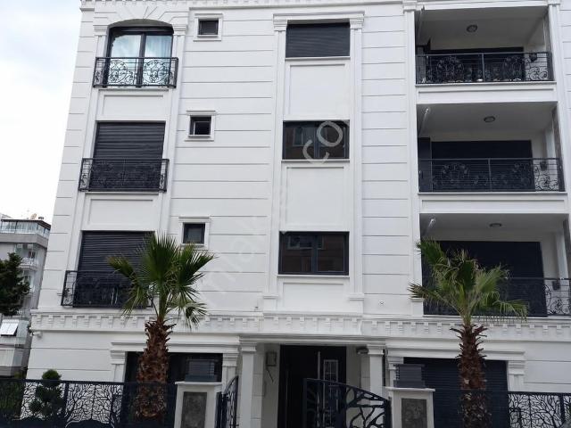 Sarıyer Ferahevler Mahallesi Satılık 2+1 Daire