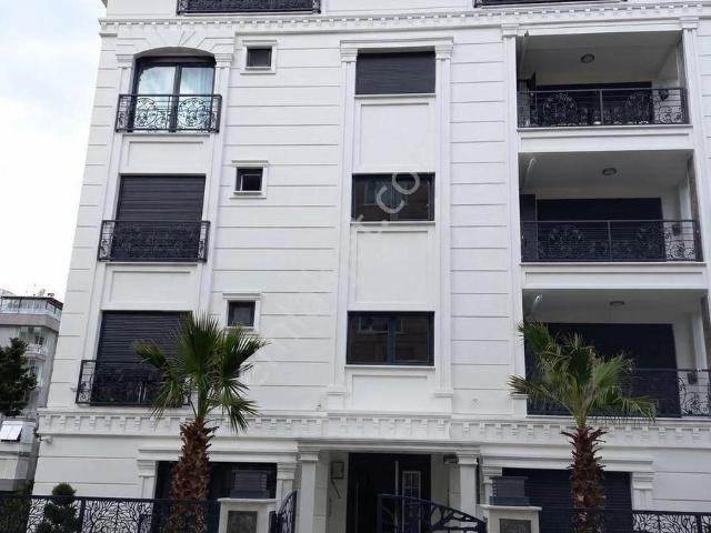 Sarıyer Ferahevler Mahallesi Satılık 2+1 Daire