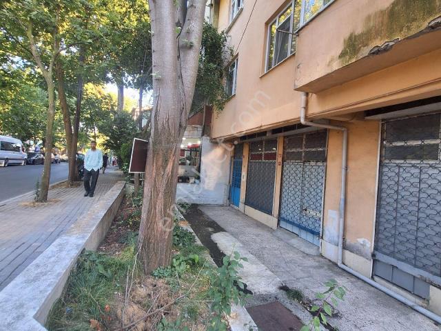 Sarıyer Kozdere'de Ptt Evlerinde Satılık Müstakil Ev