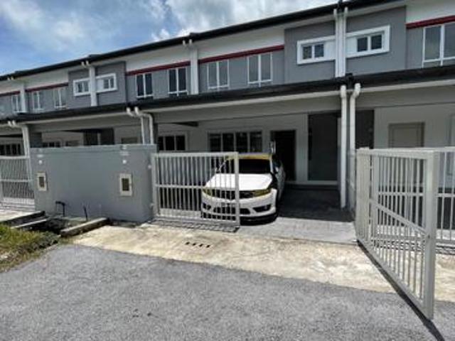 Sarawak Kuching Partially Furnished 2Storey Terraced House For Rent