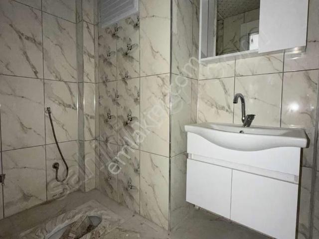Saray Emlaktan Kiralık Niğde İlhanlı Mah Ara Kat 2+1 Sıfır Daire