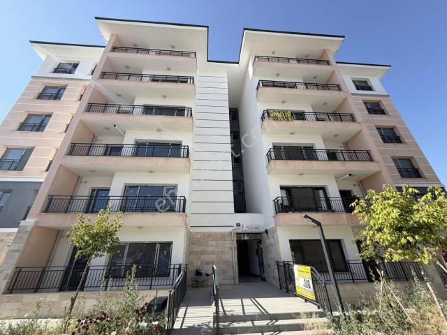 Saraycık Toki Ana Cadde Üzeri Kolay Lokasyon 2+1 Kiralık Daire