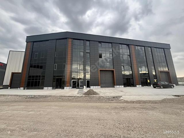 SARAY'DA 1400m2 KAPALI 400m2 AÇIK 100KW ENERJİLİ KİRALIK DÜKKAN