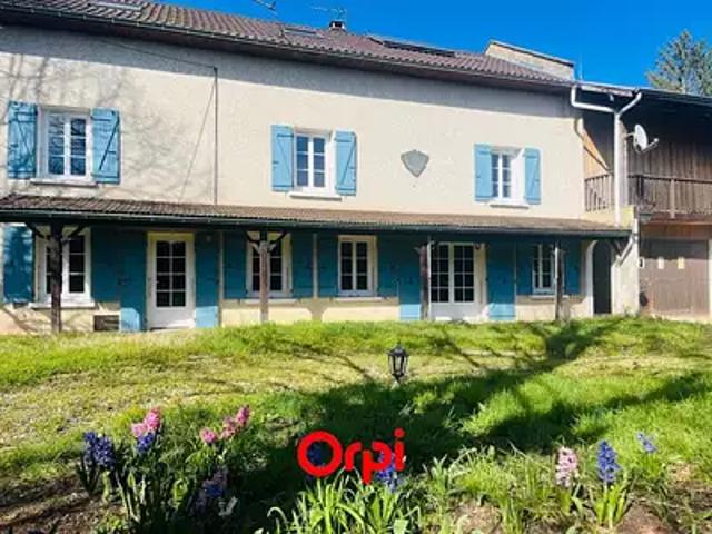 Sardieu 38260 Achat / Vente maison 8 pièces t8 jardin cave