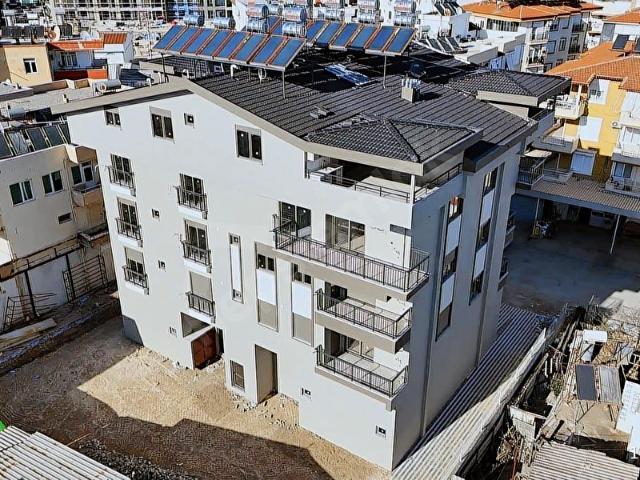 SARILAR EBEVEYN BANYOLU ASANSÖRLÜ D400 ÜZERİ KOCAMAN 4+1 DUBLEKS