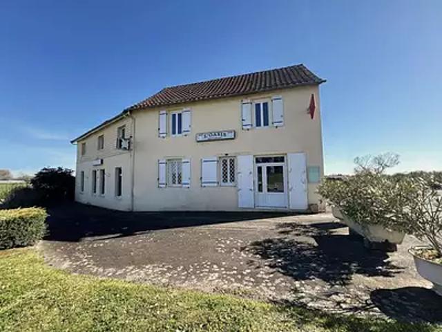 Sarlande 24270 Achat / Vente maison 6 pièces t6 jardin cave