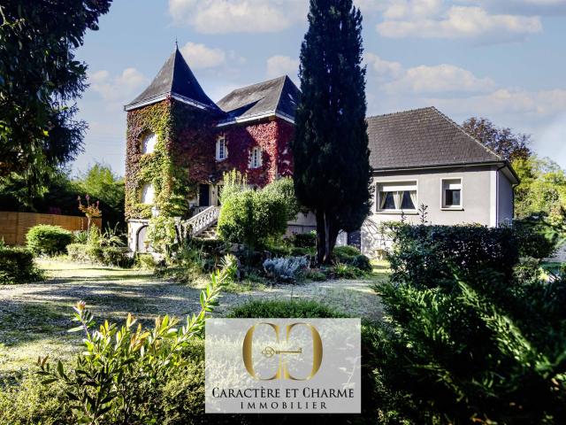Sarlat centre. Propriété prestige. Maison principale + 4 gît. 354m² Sarlat la Canéda