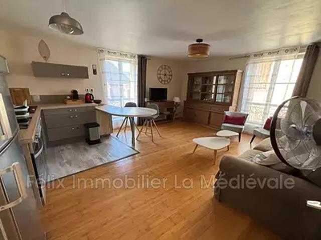 Sarlat la Canéda 24200 Achat / Vente appartement 2 pièces t2 au dernier étage