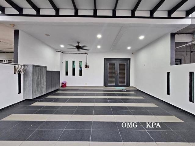 Saron Bukit Raja 2 Storey Fully Extended Terrace House for Sale