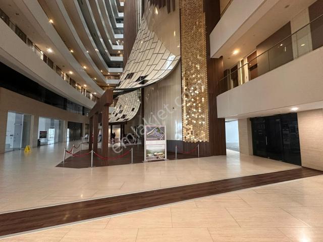 Sarphan Finanspark'ta Kdv Avantajlı Depolu Kiralık Dükkan