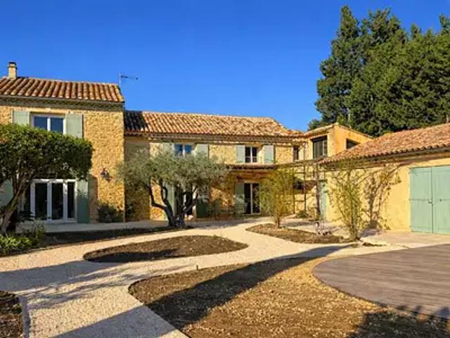 Sarrians 84260 Achat / Vente maison 4 pièces t4 piscine jardin