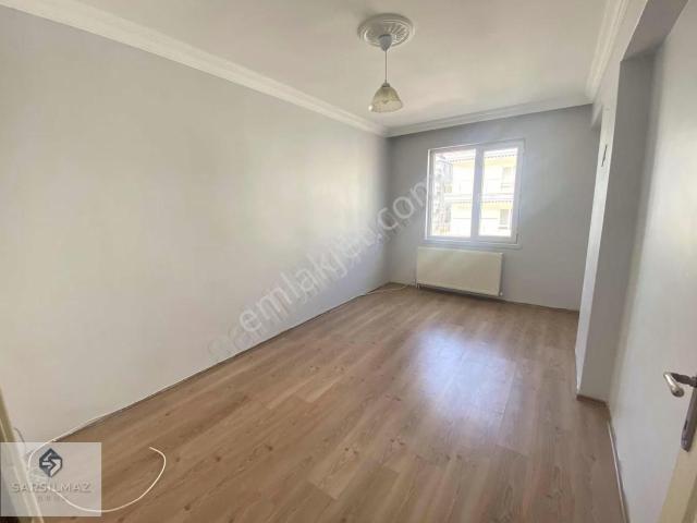 Sarsılmaz Grup Kök Tapu Yüksek Krediye Uygun Orta Kat 3+1 Daire