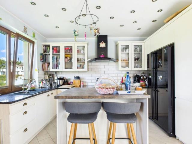 Saturna 254,50 m², Koleczkowo