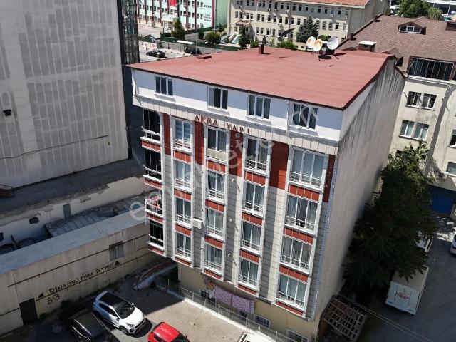 Satılık Avlu Avm Yanı 2+1 Arakat Daire