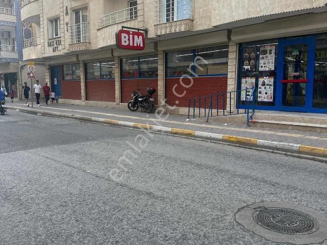 Satılık Çarşı Merkezde 3 Tane Birleşik Dükkan 716 Metrekare