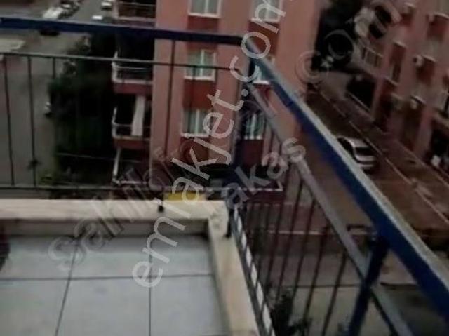 Satılık Ara Katta Asansör Yok