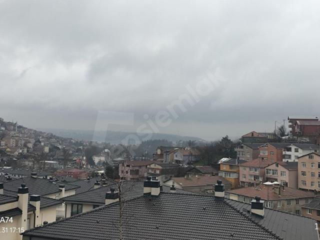 satılık Beykoz tokatkoyude TOKİ konutlarında ara kat 2+1 daire