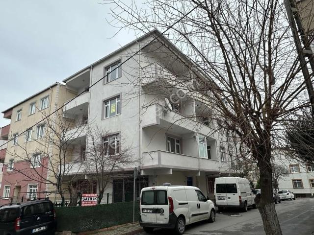Satılık Bina Sancaktepe Sarıgazi Mahallesi 16.500.000 Tl