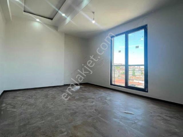 Satılık Dublex 4+1 Ebeveyn Banyolu