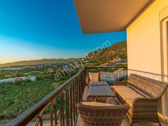 Satılık Daire Alanya / Mahmutlar 1+1 Full Lüks Residance.