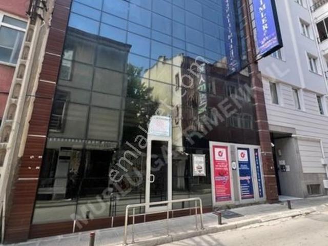Satılık Eğitim Binası | Merkezi Konumda Prestijli Yatırım