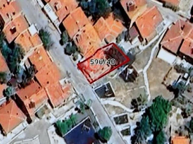 Satılık Kombili Müstakil Bahçeli Ev