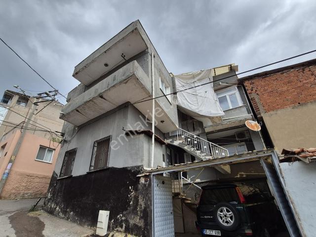 Satılık Komple Bina 3 Katlı Betonarme