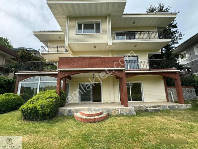 Satılık Lüks Villa | 900 M² Arsa | 450 M² Kullanım Alanı | Havuzlu