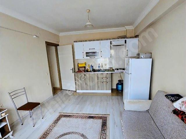 Satılık Sümer Mh. Cadde Üzeri Üniversite Mevkii 1+1 60 M2 Ful Eşyalı Daire
