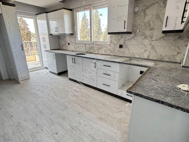 Satılık Sartta 2+1 95m2 Zemin Isıtmalı Sıfır Daire