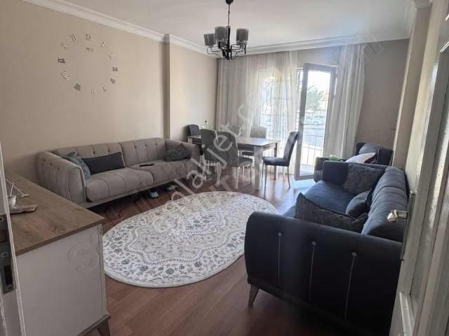 Satılık Site İçerisin'de Yüksek Giriş Daire