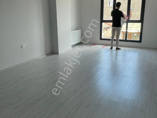 Satılık Sitede 2t1 Daire