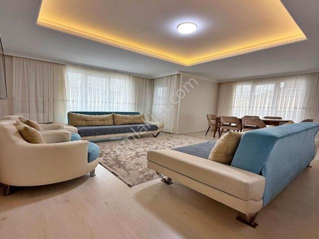 Satılık Turgut Özal Mah. Metrobüse 5 Dakika 2+1 95m2 Daire