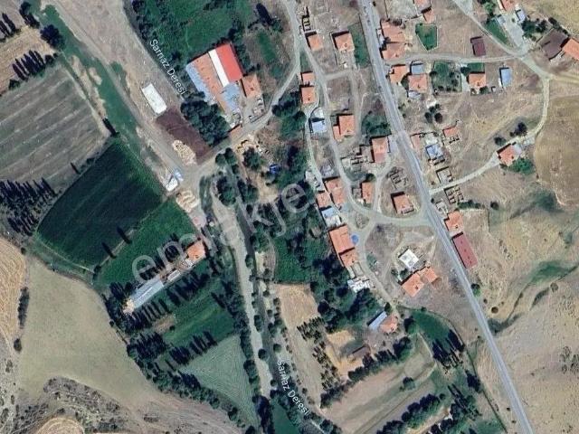 Satılık Taş Ev tarla bahçe ahır