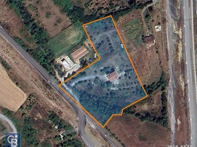 Satılık Tarla 11.609 m2. İçerisinde Dubleks Villa. İdeal Yatırım