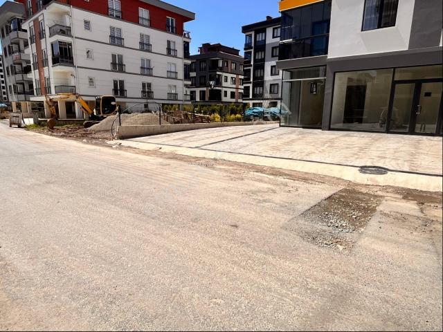 Satılık 170m2 Sıfır Dükkan