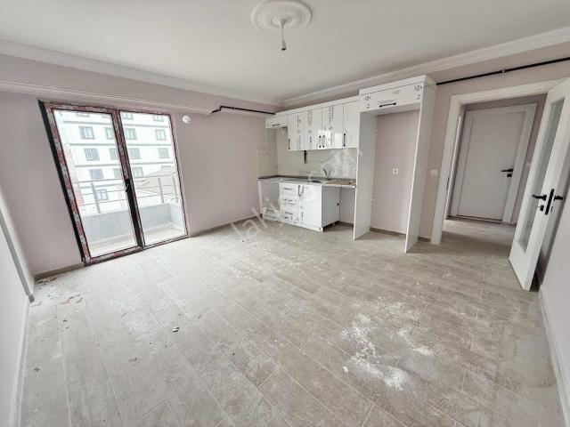 Satılık 1+1 Daire yeniasır Caddesi Ferah Ve Kullanışlı