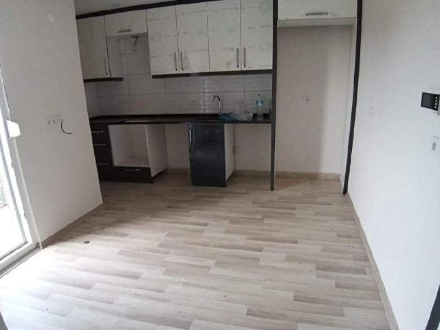 Satılık 1+1 Gazipaşa İstiklal
